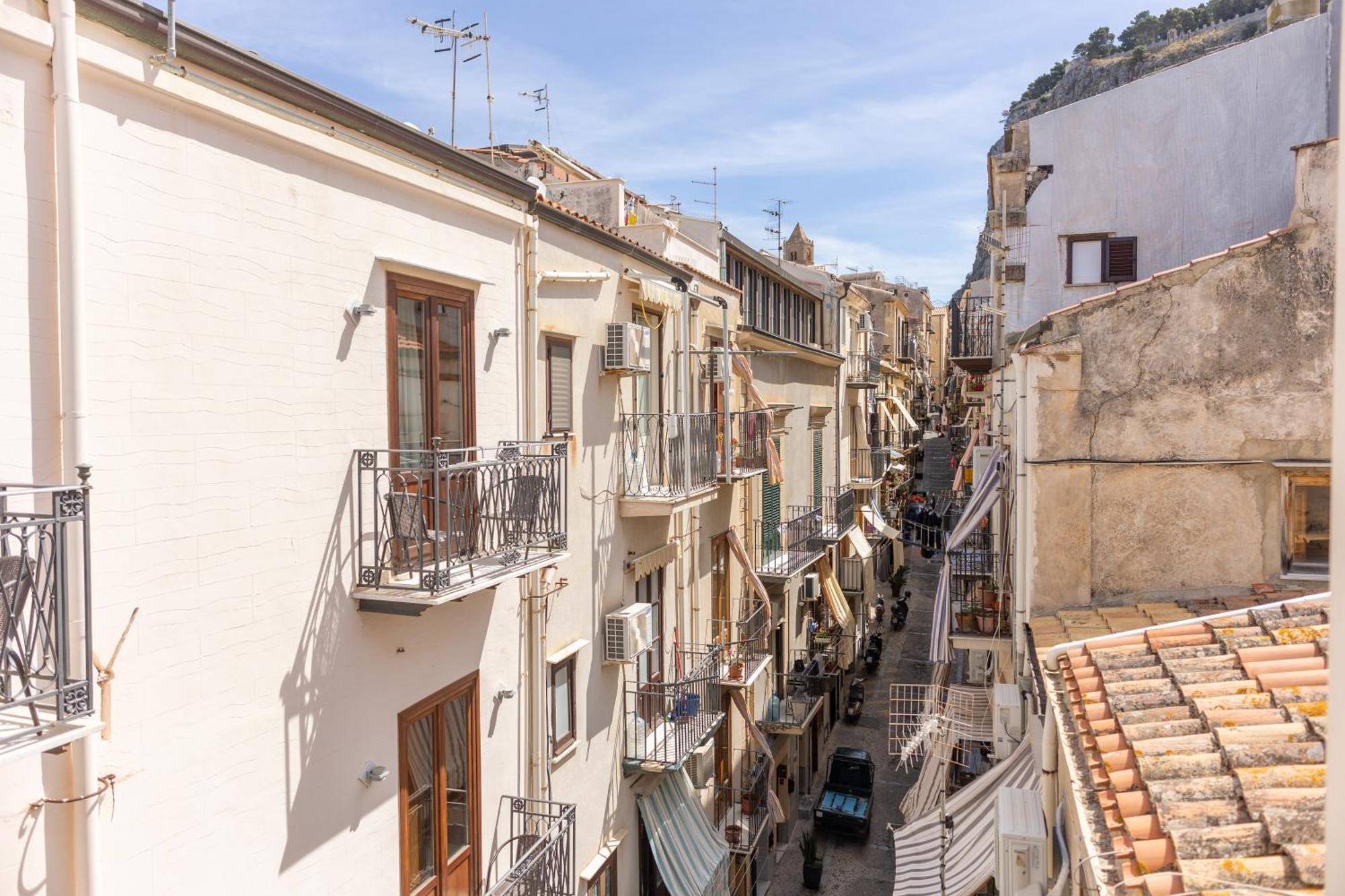 Cortile Gioeni Apartment チェファル エクステリア 写真